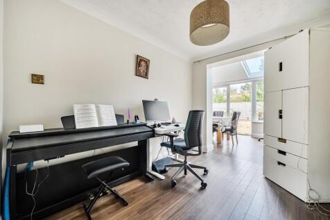Turnstone Close, Winnersh, Wokingham, RG41 photo 4