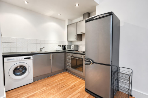 7 Temple Lane, Liverpool photo 3