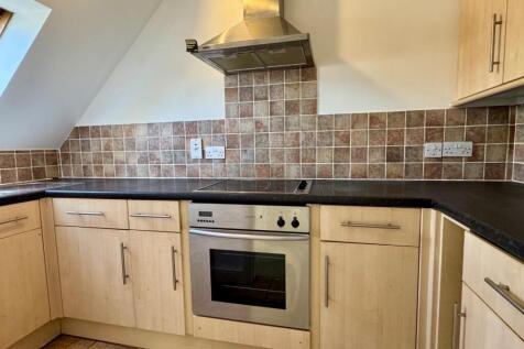 The Island, Midsomer Norton photo 4