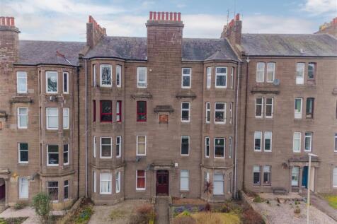 3R 9 Baxter Park Terrace Dundee-2.JPG