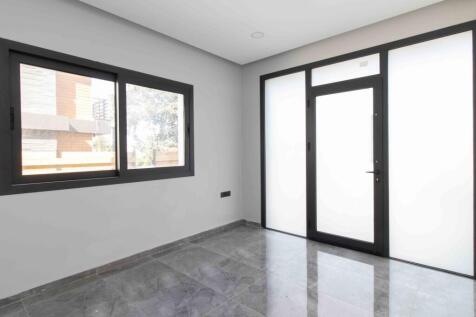 3-bedroom contemporary designed LUXURY villa + private swimming pool + underfloor heating infrastructure + cinema room Image 9999 10