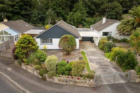 Penzance, TR18 - property photo