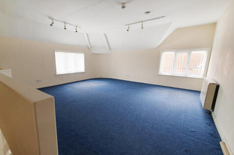 Office to rent Image 3