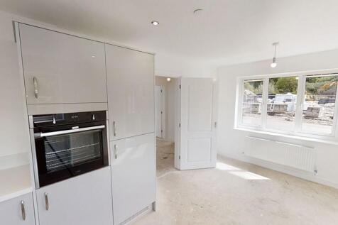 Cedars-Kitchen-Di...