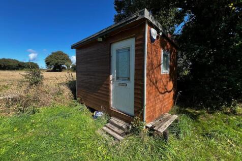 timber outbuilding.jpeg