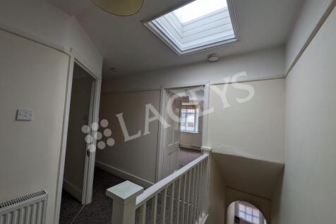 Princes Street, Yeovil, BA20 1EE photo 4