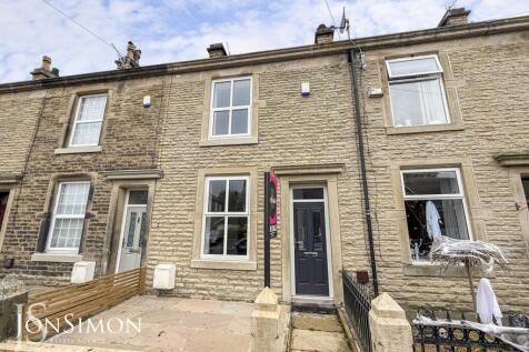 Bury, BL8 - property photo
