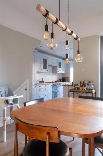 23 Balmoral Terr-17.jpg