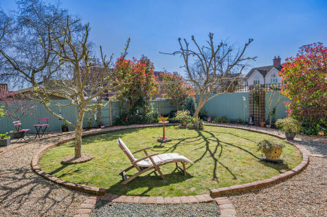 8643242-exterior1...