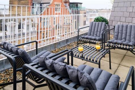 Roof Terrace 
