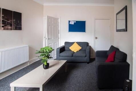 6_harland_rd_student_properties_lounge.jpg