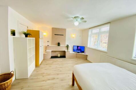 Massive room.jpeg