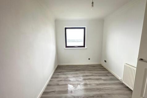 Dougliehill Terrace, Port Glasgow photo 4