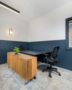 Office to rent Image 8