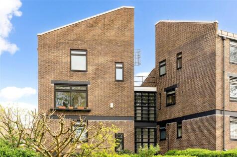Gore Road E9