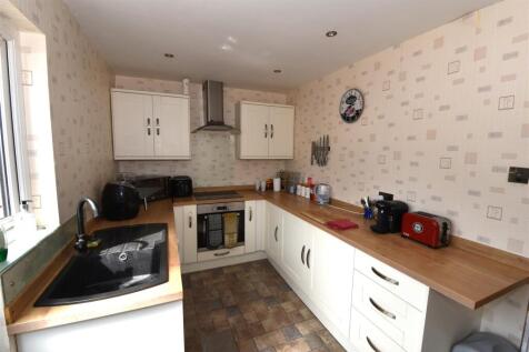 Kitchen..JPG