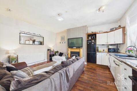 Kitchen/Living Area