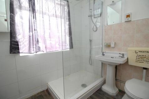 shower room .JPG