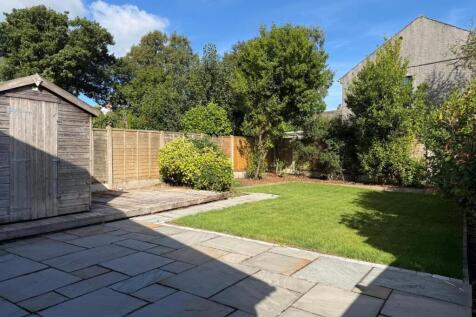 Bigland Drive Garden.jpg