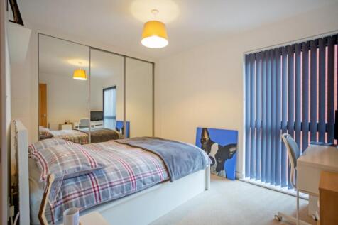 1 Cape Cross Hous...