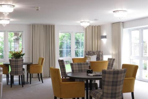 Owners Lounge 2.JPG