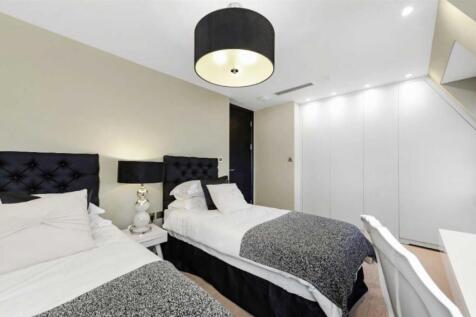 property-photo-1017