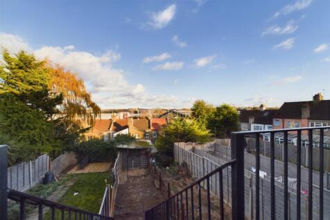 Priory Hill, Dartford, Kent, DA1 photo 4