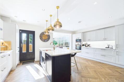 KItchen/ DIning Room