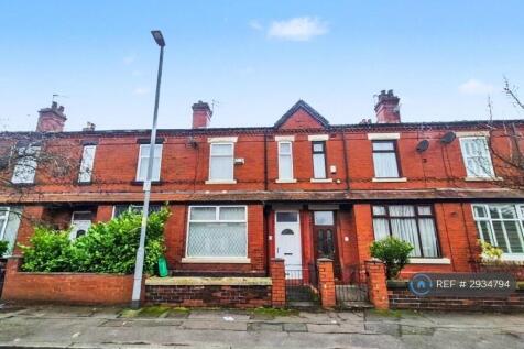 Front Elevation &amp; Front Gated Forecourt