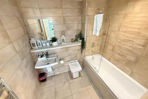 Bathroom 2 