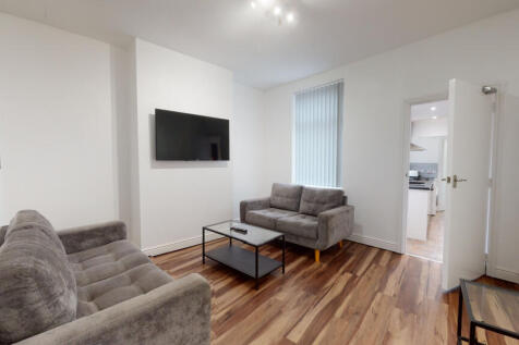 5-bed house on Fearon Street, Loughborough, £2,492/mo