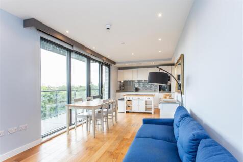 Reception to kitchen