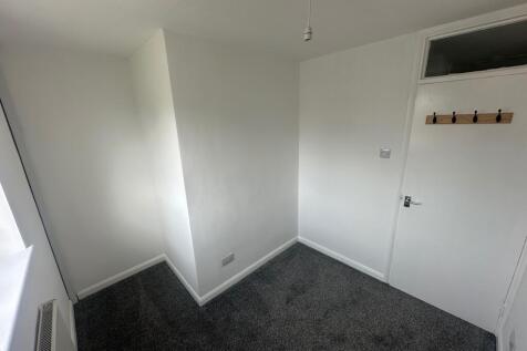 Kilnsey Grove, Warwick photo 3