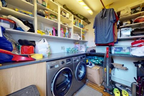 Welwyn Close Wash Room