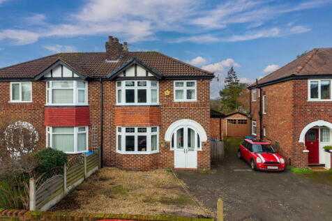 Sale, M33 - property photo