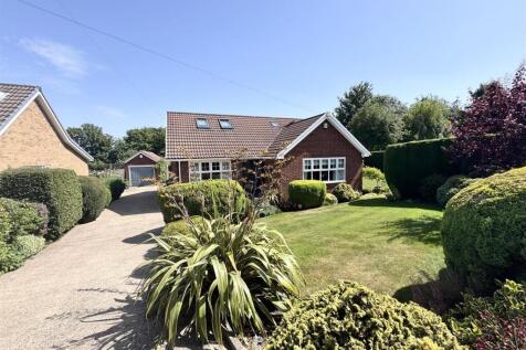 FRONT, GARAGE &amp; DRIVEWAY