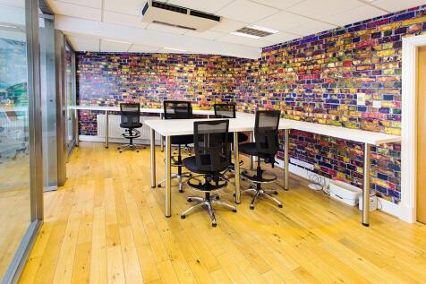 Serviced Office to rent Image 4