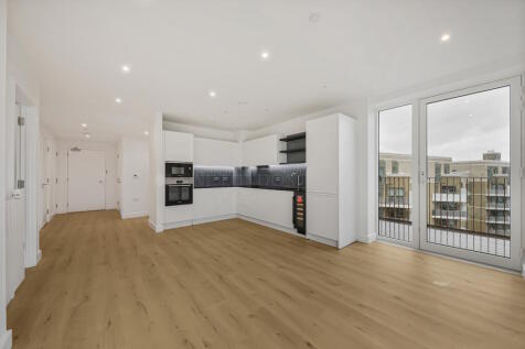 Gilham House, Greenwich, SE28 photo 3