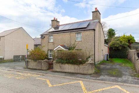 Holyhead, LL65 - property photo