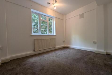 Hendon Way, London photo 4