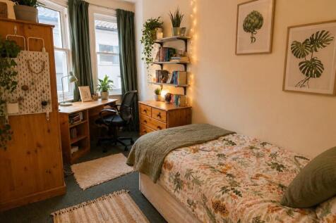 bedroom 3.jpeg