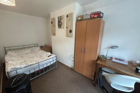 £128 pppw Charnock Avenue, NG8 photo 4
