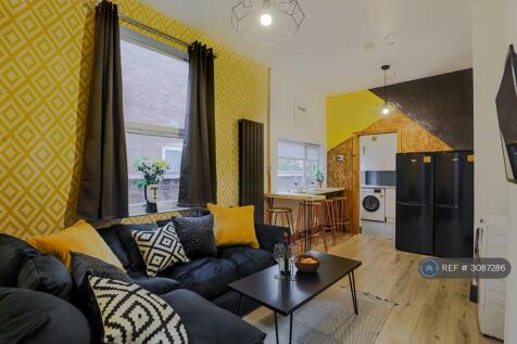 6-bed terraced on Friars Road, Coventry, CV1, £3,172/mo
