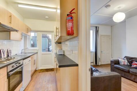 33 Stanmer Villas Kitchen Lounge