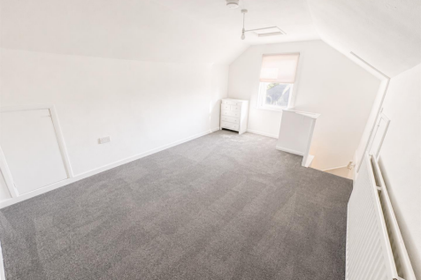 bedroom 1 (3).png