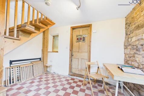 Lower Ground floor hallway