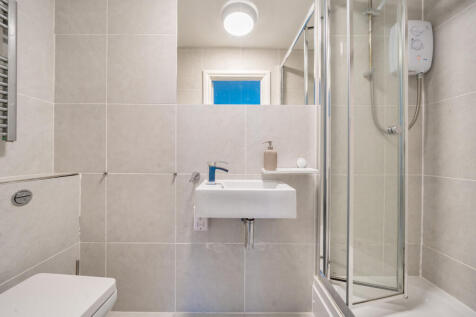 1383818-5-691d9bb...