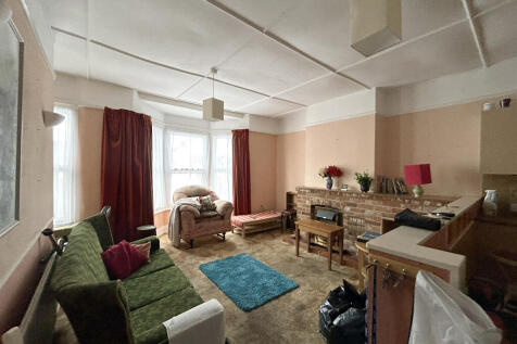 Lounge T202510060927.jpg