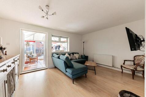 Living Room (1)
