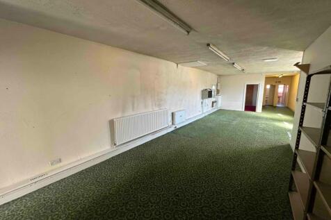 Office to rent Image 3